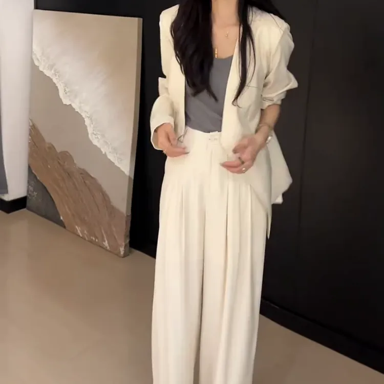 2025夏季新款时尚显瘦气质女士网红洋气两件套百搭款D6482