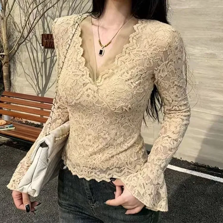 长袖加绒蕾丝上衣女欧货高级感秋冬新款保暖加厚百搭显瘦打底T恤