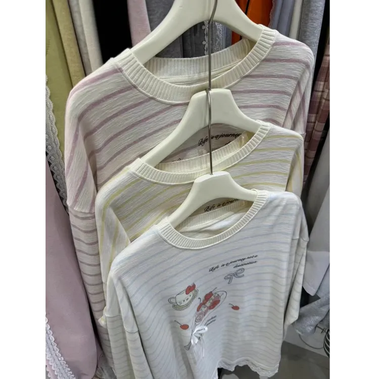 奶黄蛋糕KT猫~蕾丝花边拼接条纹长袖T恤女春季宽松减龄可爱上衣