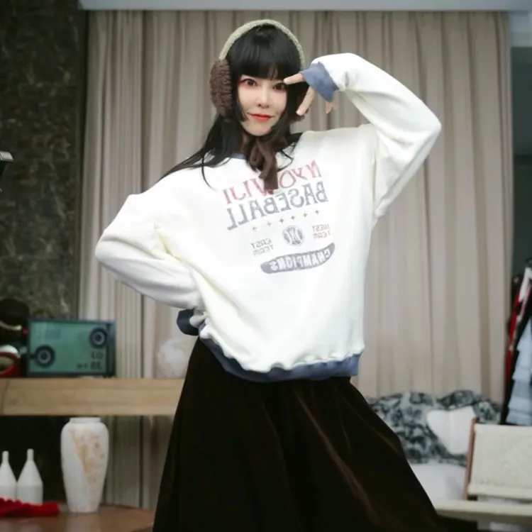 infobyfive福利秋冬新款字母印花三角拼色拼领卫衣壹NF0508080