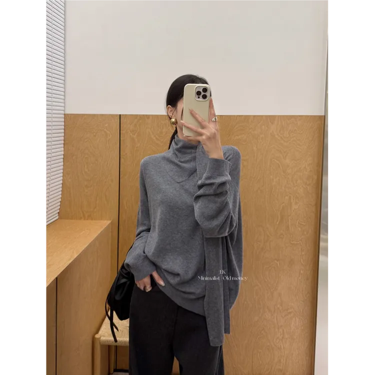 极简老钱风纯色围巾领长袖针织衫女秋冬宽松慵懒显瘦打底衫8019