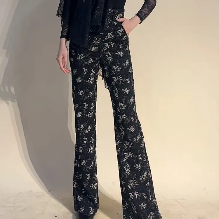 YRSS舞服♥新款秋冬款枫叶裤 微喇显瘦气质高腰黑色摩登裤