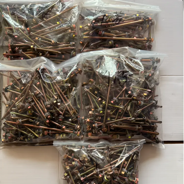 国标外六角钻尾丝自攻优质适用于铁皮彩钢瓦角钢板混装