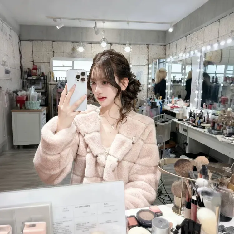 人造皮草 秋冬环保毛毛外套连帽仿貂毛人造皮草千金感毛毛大衣女