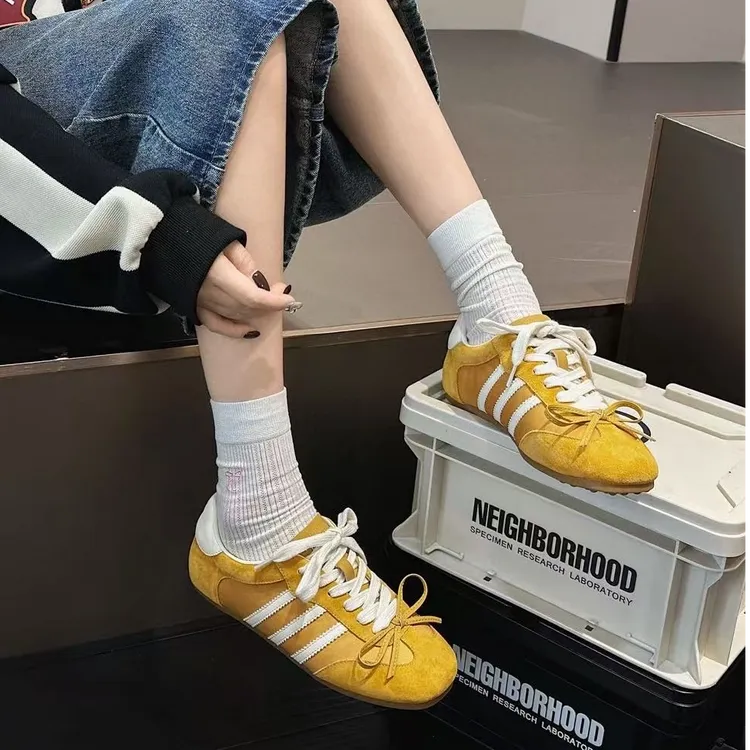 红色平底德训鞋女内增高时尚休闲鞋2025春季低帮韩版复古小众女鞋