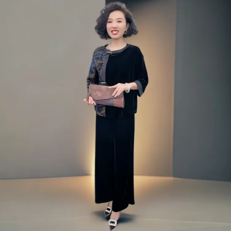 80120新中式国风步摇提花撞色浮雕中老年妈妈上衣秋丝绒大码套装