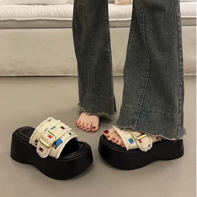 绝美厚底增高凉拖鞋女夏季外穿高级感2025新款法式配裙子坡跟拖鞋