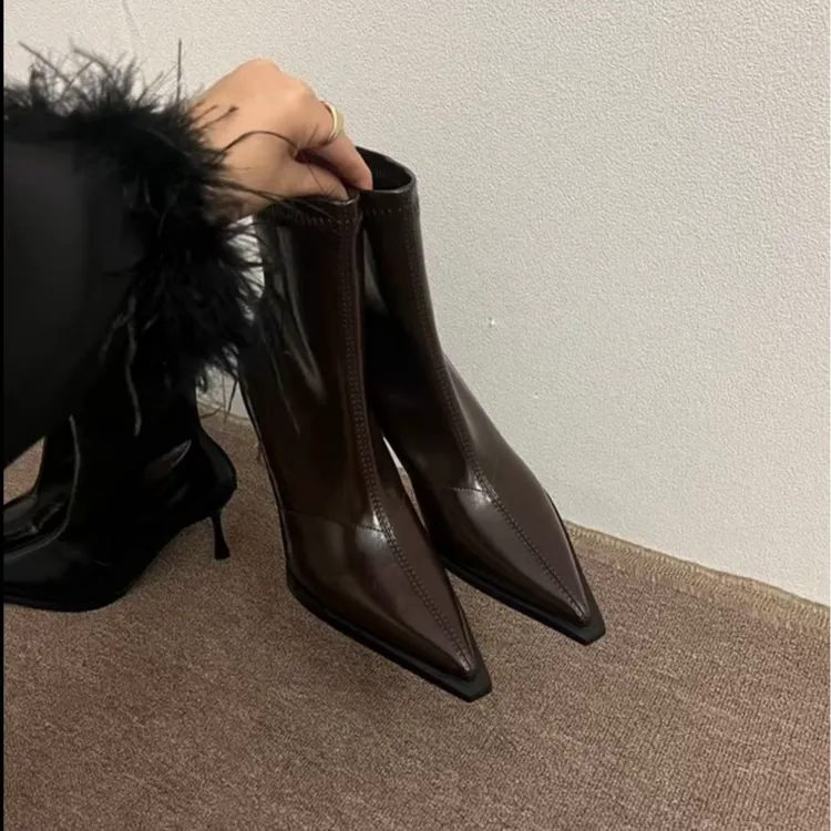 GUO2025年秋冬新品瘦瘦靴~细跟高跟尖头气质软皮后拉链韩版款短靴