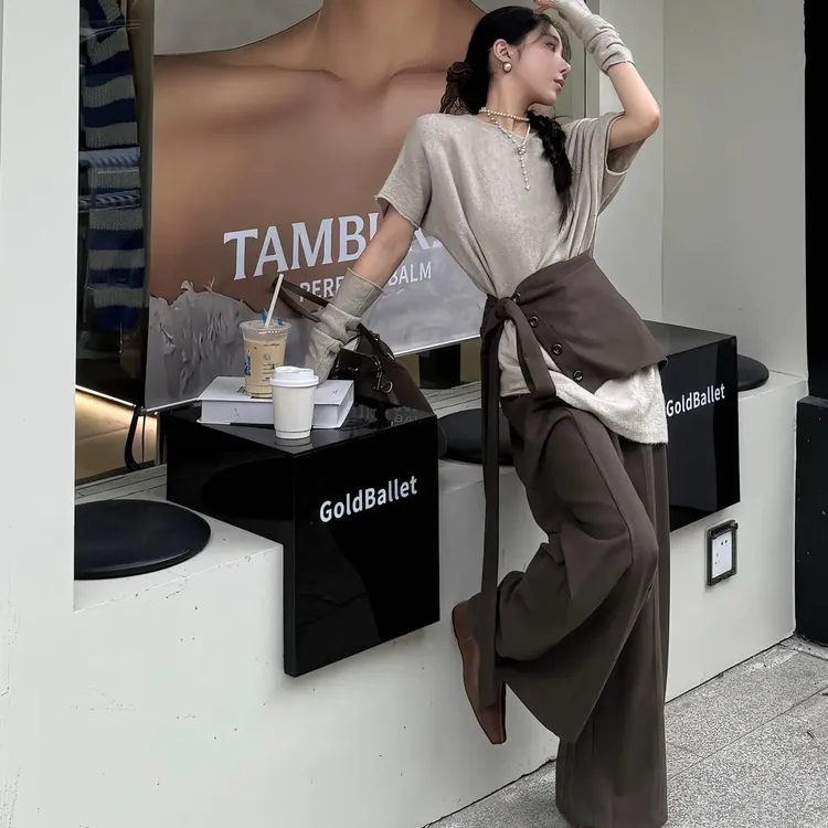 慵懒高级感时尚套装斜肩设计感小众chic别致上衣女阔腿裤搭屁帘