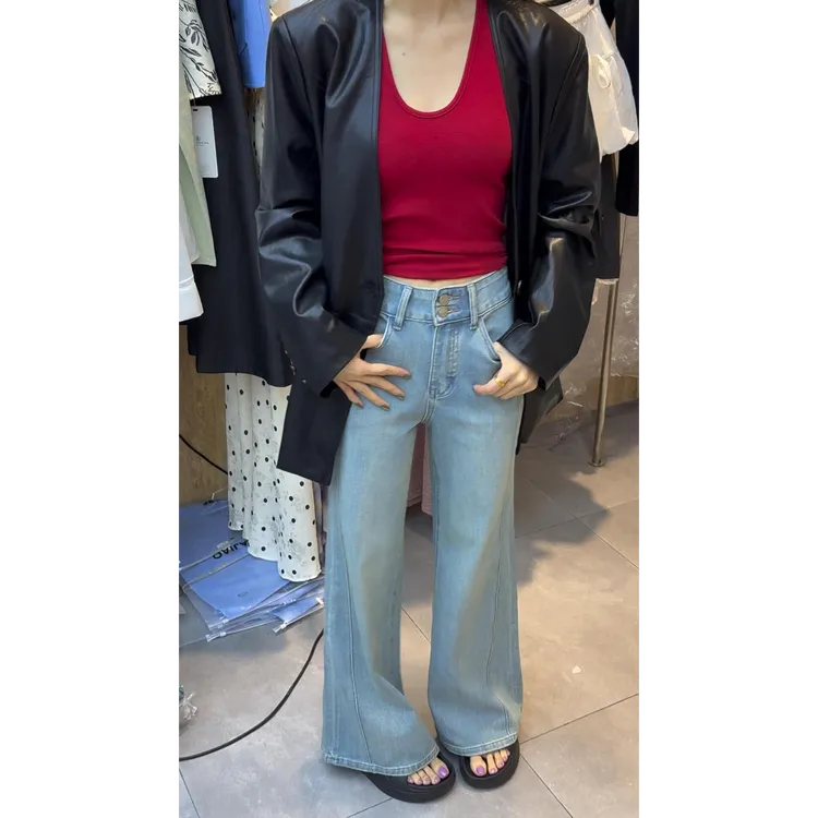 春季新款时尚气质黑色宽松外套内搭红色背心上衣显瘦牛仔长裤套装