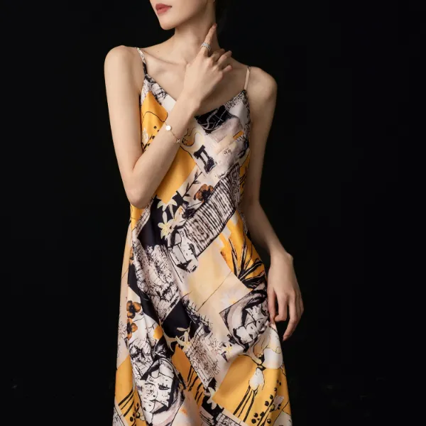 达芬奇密码新款港风显瘦睡裙女士性感胸垫吊带裙礼盒套装报纸百合