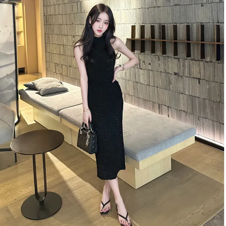 无袖背心黑色法式高级感连衣裙2025夏季新款性感辣妹长裙裙子女装