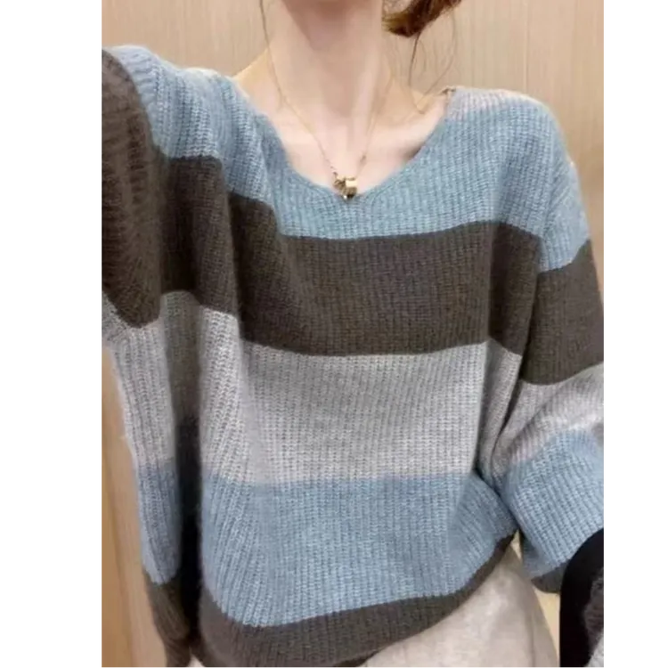 春季新款韩版大宽条撞色V领休闲百搭针织衫套头女1197