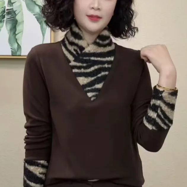 2025冬季新款时尚半高领拼色洋气百搭T恤减龄气质显瘦长袖上衣