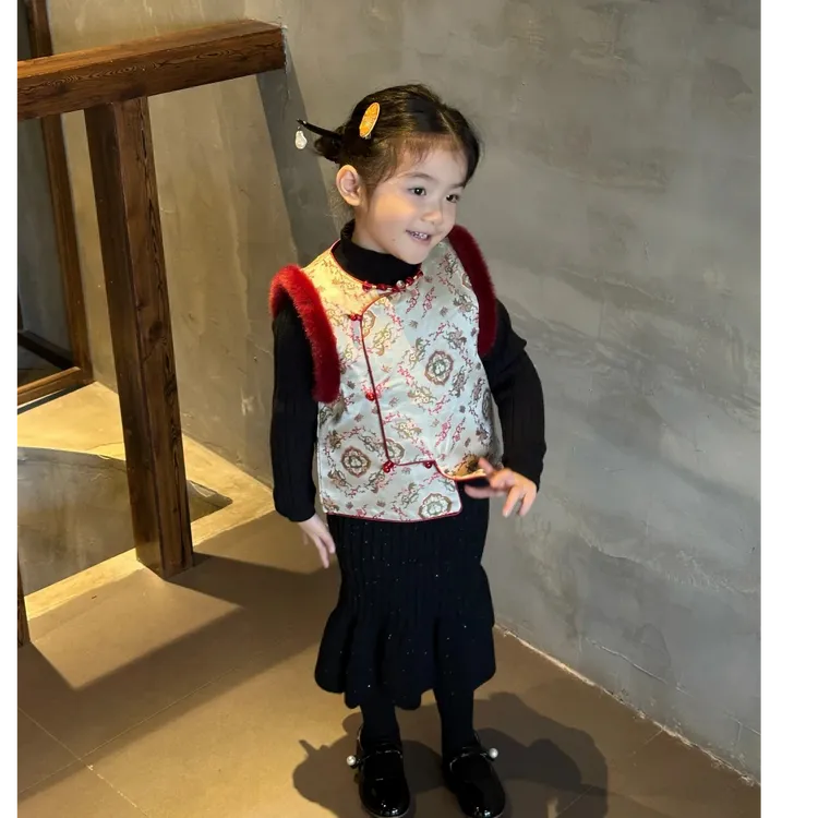 壹妈童装女童冬季加厚新中式套装夹棉汉服马甲宝宝拜年服黑色半裙