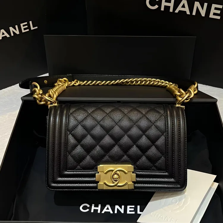 99新 Chanel/香奈儿 3703|香奈儿leboy荔枝皮芯片小号斜挎包新款