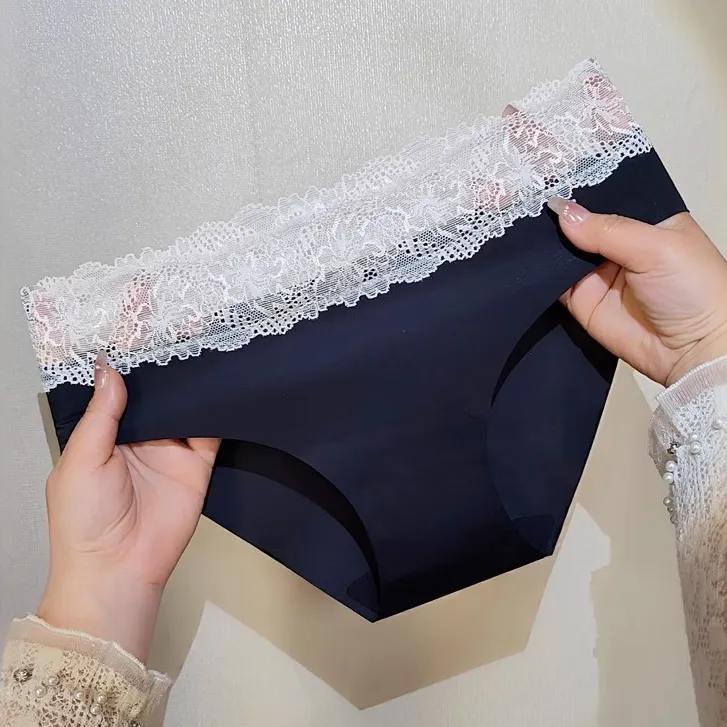 冰丝无痕内裤女生性感优雅蕾丝一片式超薄面膜夏季凉感棉档三角裤