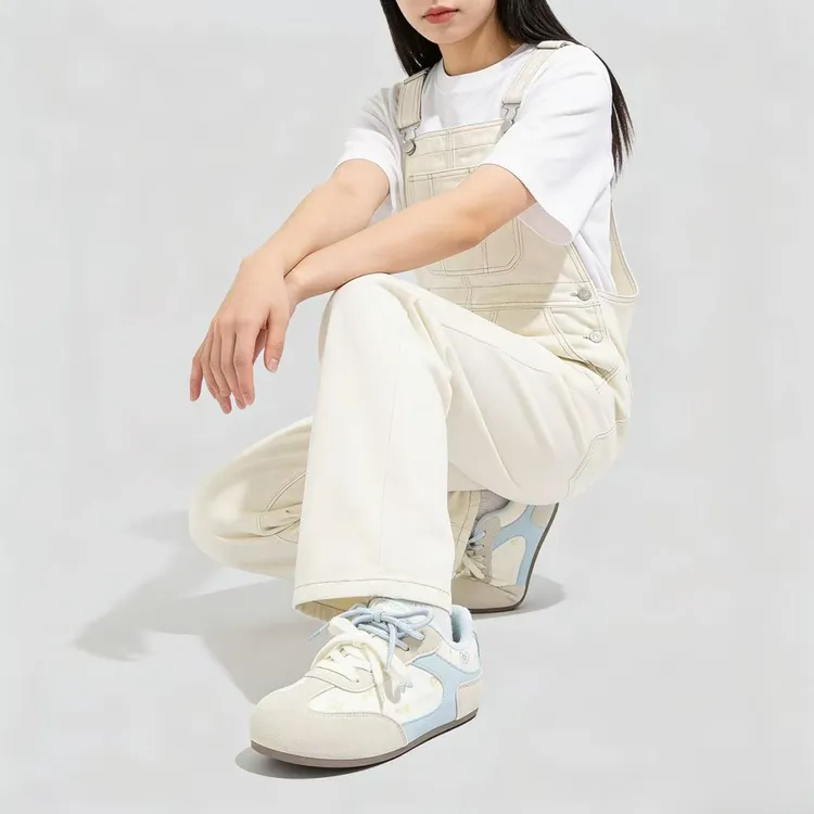 秋冬季加绒板鞋复古港风轻便学生运动保暖阔腿裤板鞋子德训小白鞋