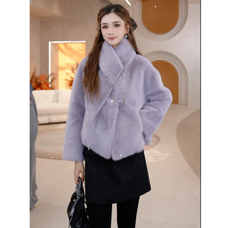 COCO BECCI【糯叽叽】皮毛复合氛围感可拆卸围脖外套CFLJD200289