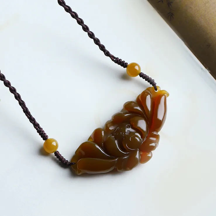 【孤品收藏】上等和田玉且末糖莲花吊坠老婆生日礼物珠宝玉器