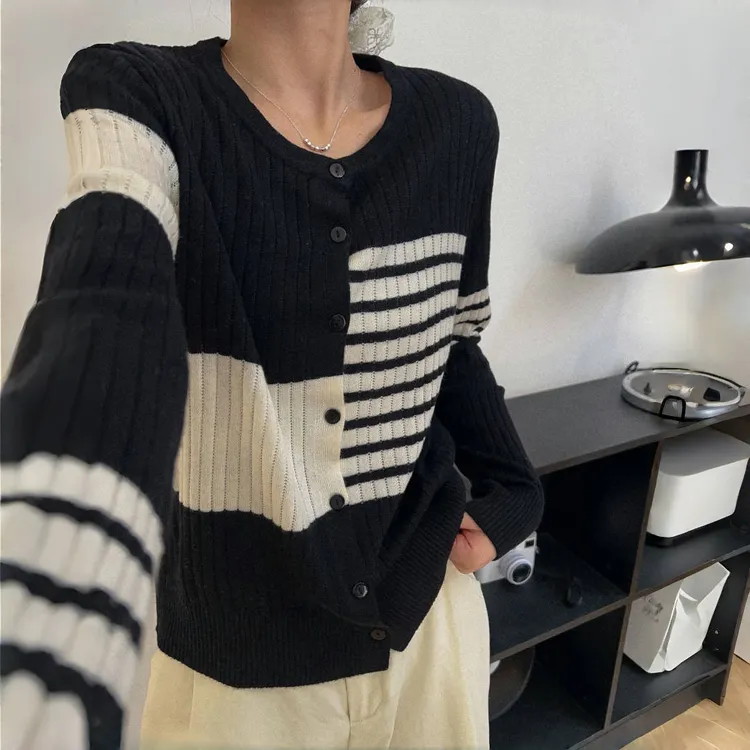 春秋新款开衫女针织通勤风毛针织衫圆领百搭条纹拼色气质外披薄款