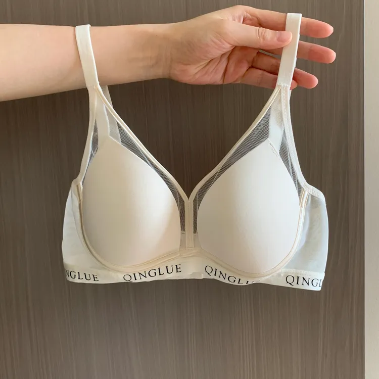 维多利亚法式性感蕾丝美背内衣女夏无痕薄款小胸聚拢显大文胸套装