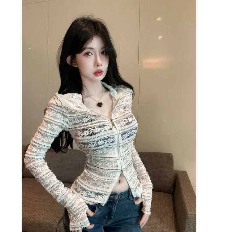 甜美立体条纹蕾丝钩花连帽开衫秋季新款收腰外套女