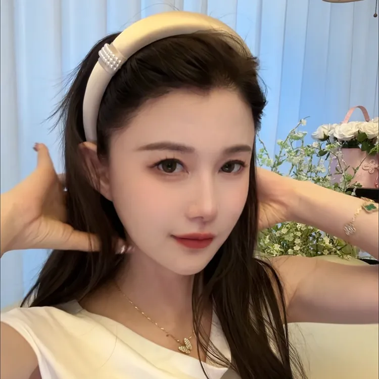 赵露思同款高亮珠宽版发箍增高颅顶米色黑色百搭网红气质简约可爱