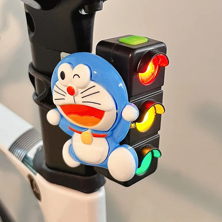 自行车夜骑灯爆闪警示可爱卡通叮当猫山地车公路车单车骑行后尾灯
