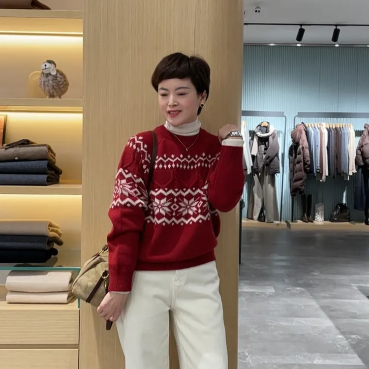 新年红色上衣圣诞毛衣圆领中厚针织雪花常规衫秋冬红色毛衣高领