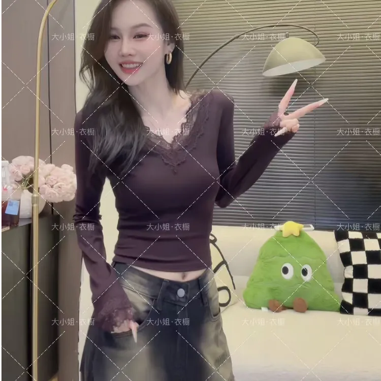 【DXJ家定制】秋季新款V领蕾丝拼接设计感上衣T恤女修身显瘦打底衫