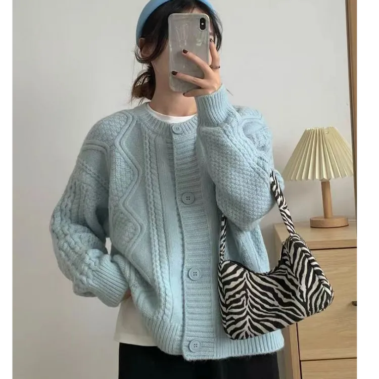 韩系奶蓝色圆领麻花毛衣慵懒风纽扣针织外套时尚毛衣针织衫上衣女