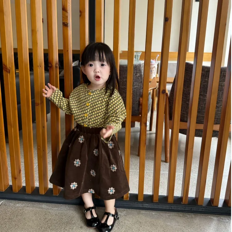 壹妈碎花套装女童秋冬韩版开衫小外套时髦洋气休闲宝宝咖色半身裙