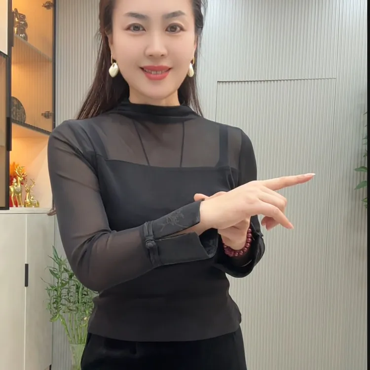 09-半高领镂空蕾丝网纱拼接国风袖口打底衫