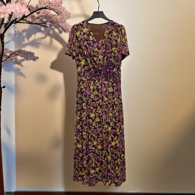 G258011设计师时尚显瘦洋气轻奢修身女装连衣裙收腰大码妈妈装