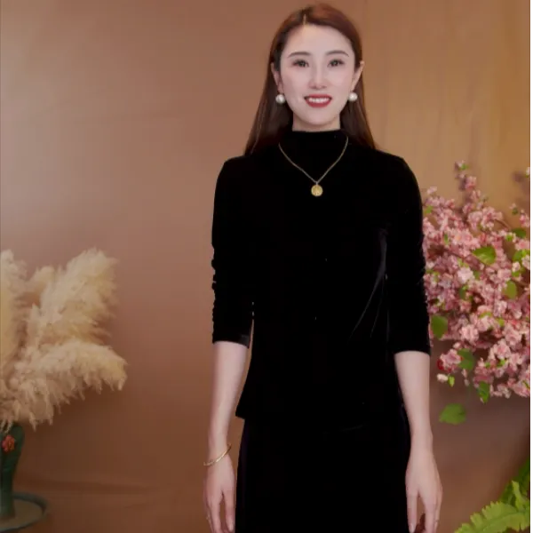 净面简约大方休闲净面女士弹力黑色打底衫半高领女装长袖上衣