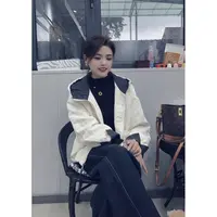 艳艳精选~~洋气拼接连帽韩版百搭外套
