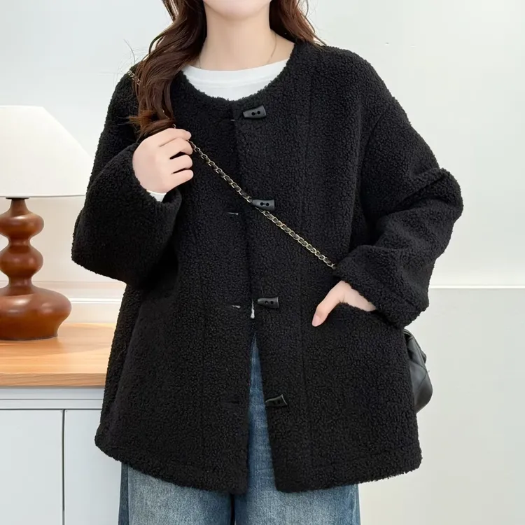 微胖MM冬季新款软糯舒适牛角扣颗粒绒外套女大码宽松百搭保暖上衣