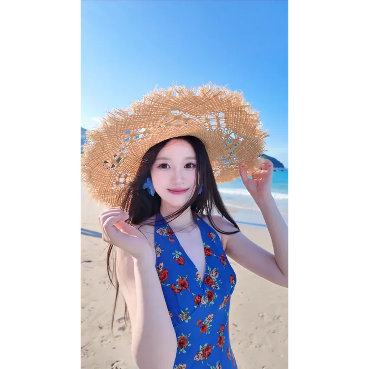 MARIE.COCO海边度假风绝美碎花修身挂脖连衣裙夏季时尚气质长裙女