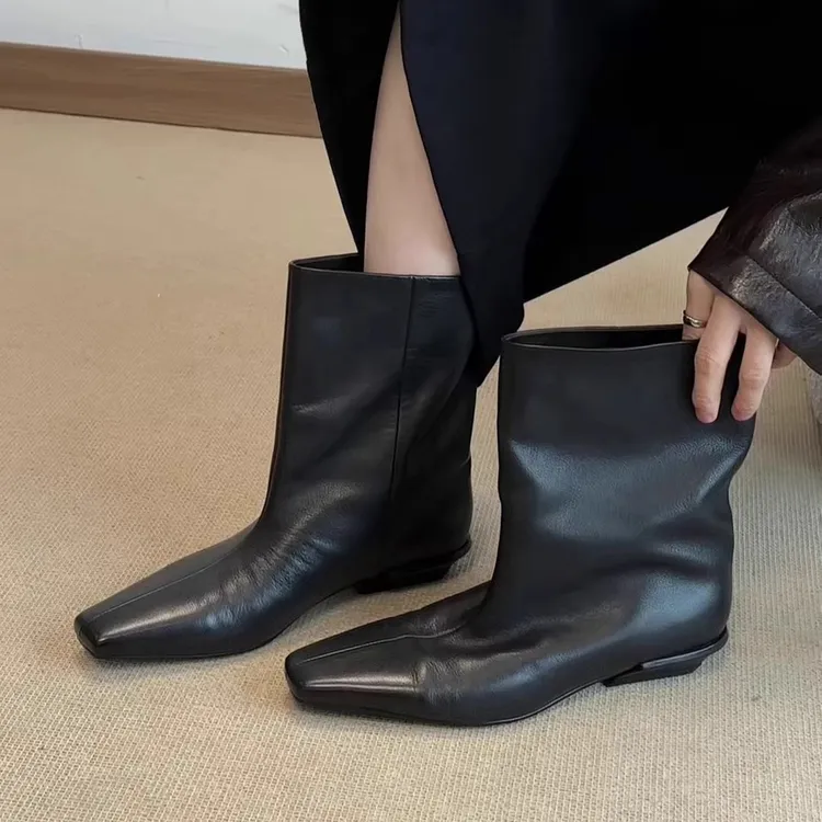 羊皮版~2025秋冬新款复古方头宽筒短靴女百搭黑色瘦腿低跟骑士靴