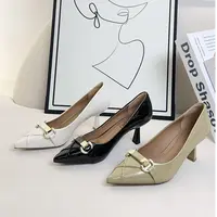 w655110简约气质尖头金属扣单鞋女新款职业百搭浅口舒适工作鞋