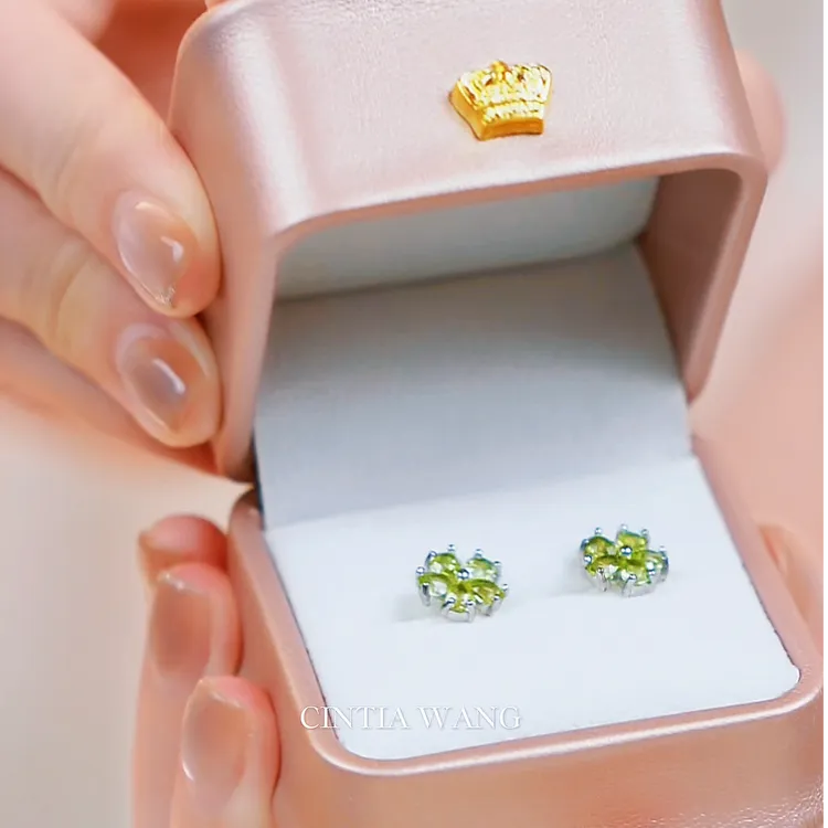 【希望】绿橄榄S925银耳钉多样性发其一