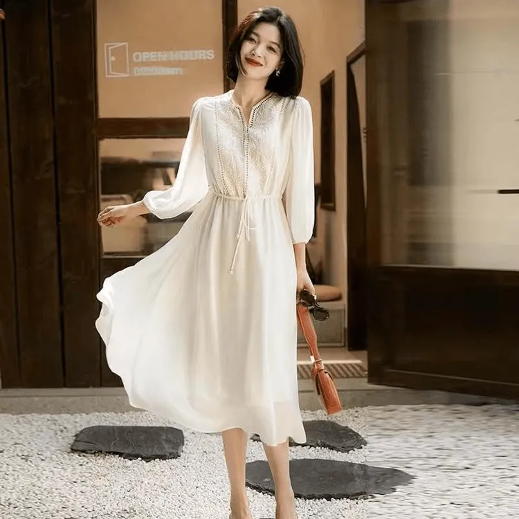 超仙刺绣雪纺连衣裙2025夏新款高级气质宽松显瘦度假长裙子A333