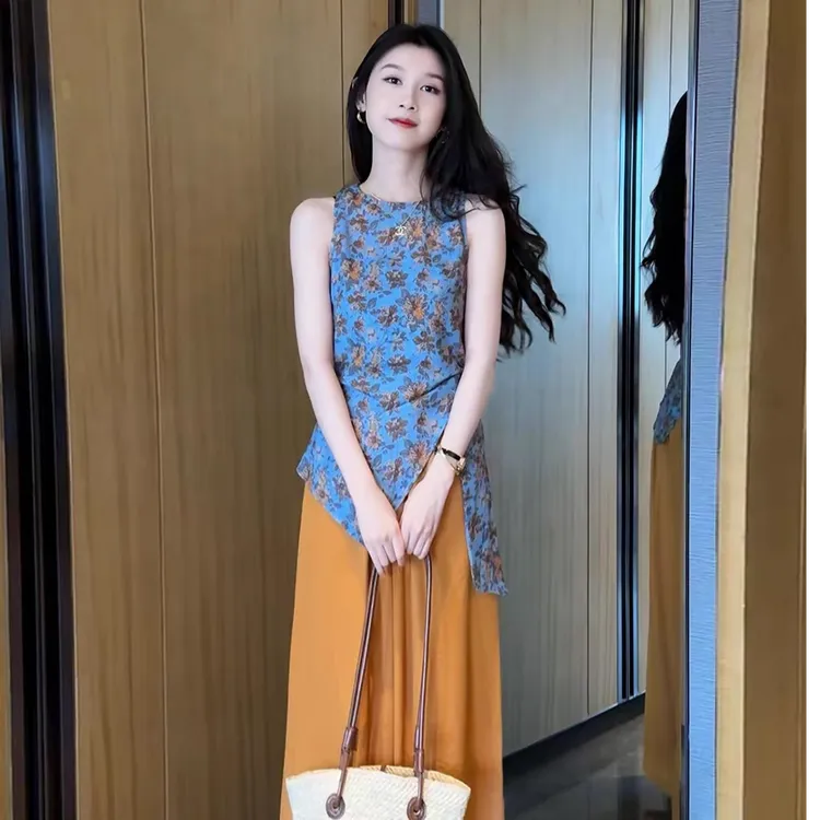 拉夏贝尔时尚爆款套装2025夏新款无袖碎花衬衫搭配阔腿裤裙两件套