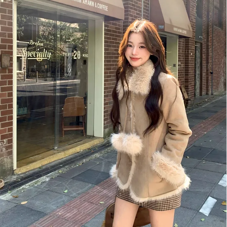 奶霜雪球 秋冬新款外套保暖领收腰环保狐狸毛仿皮草冬装网红洋气