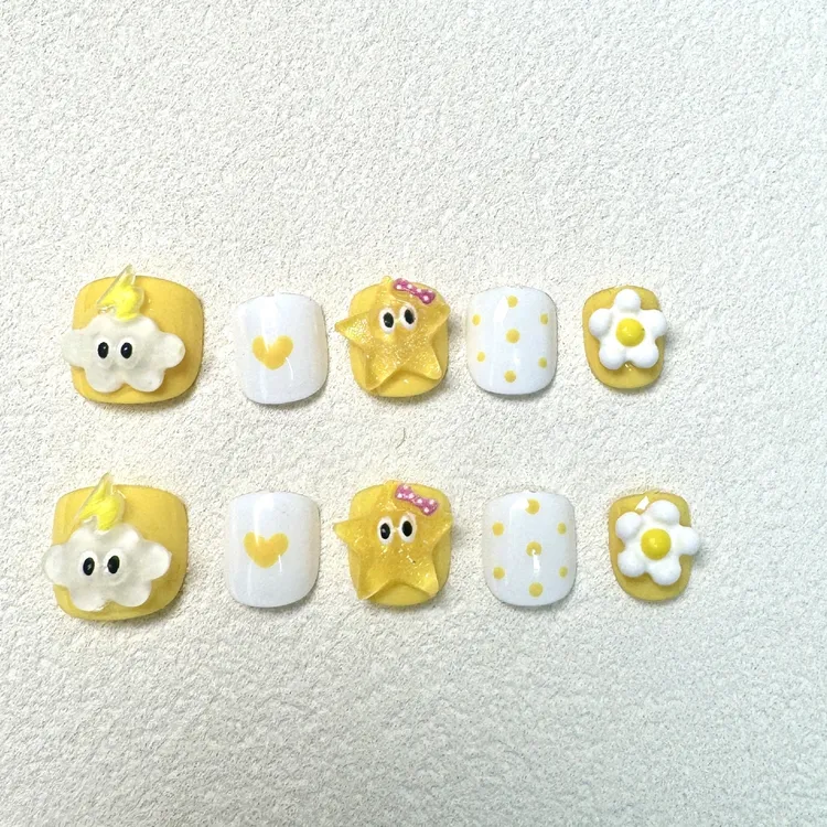 小朋友可爱卡通短款美甲3-12岁新款纯手工可拆卸显白穿戴美甲