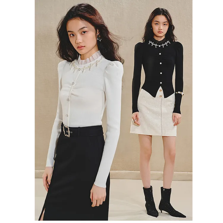 MAXRIENY一款两色宫廷复古感珍珠针织毛衫秋春秋修身显瘦上衣女