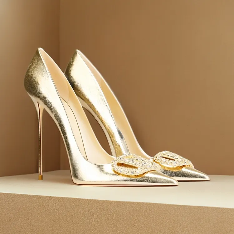 单跟鞋女2025爆款洋气浅金色小个子高档气质水钻秋款细跟高跟鞋