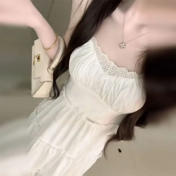 2025新款小个子白色吊带连衣裙法式温柔风女装仙女韩系中长裙