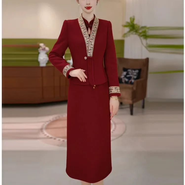 曼芬JG-25847新款2025年冬季修身气质优雅两件厚绒连衣裙